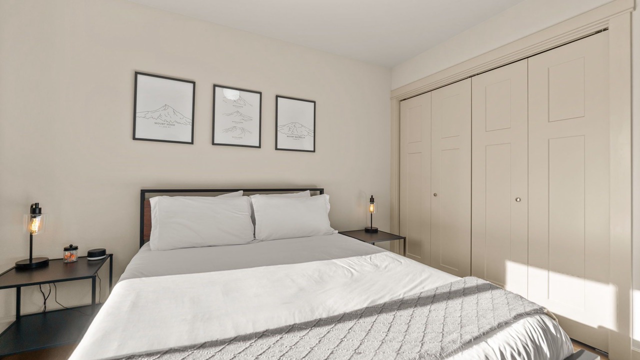 Photo of Bedroom in Old Farm District