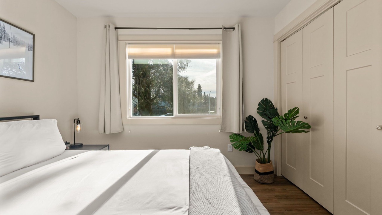 Photo of Bedroom in Old Farm District