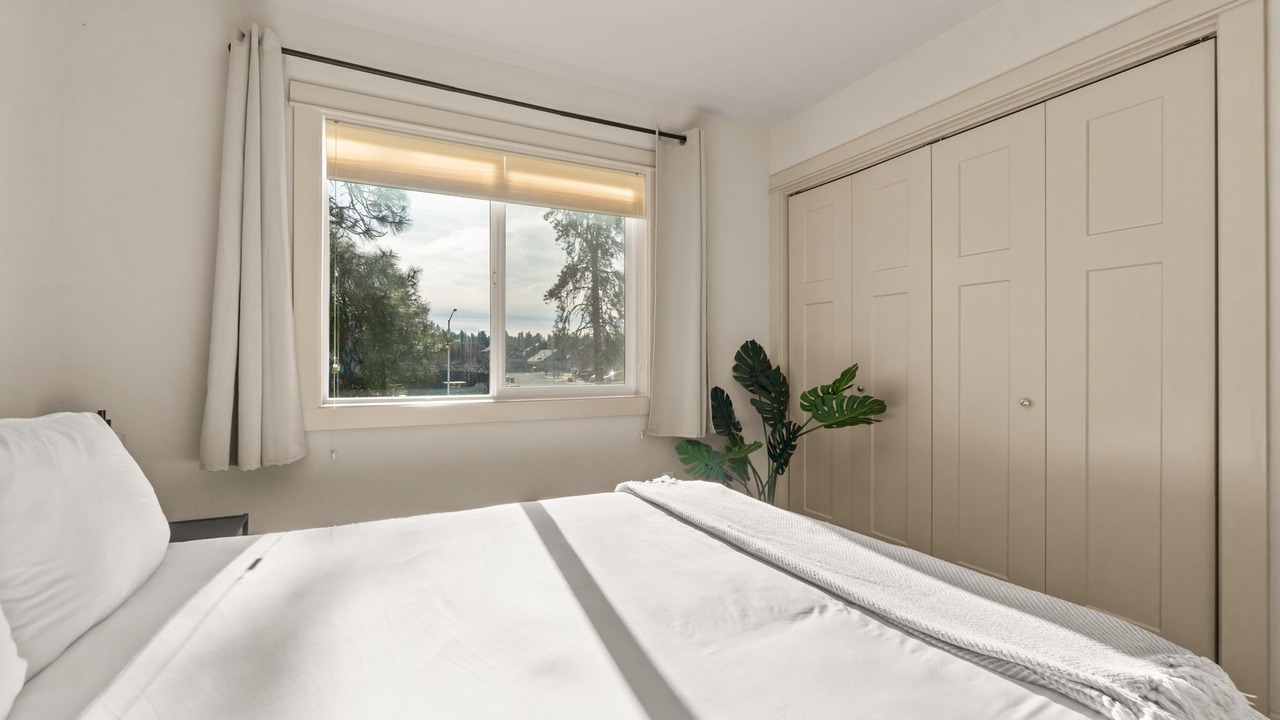 Photo of Bedroom in Old Farm District
