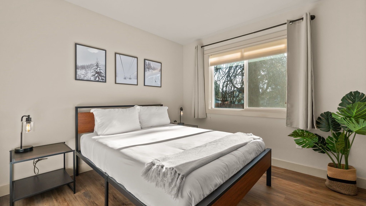 Photo of Bedroom in Old Farm District
