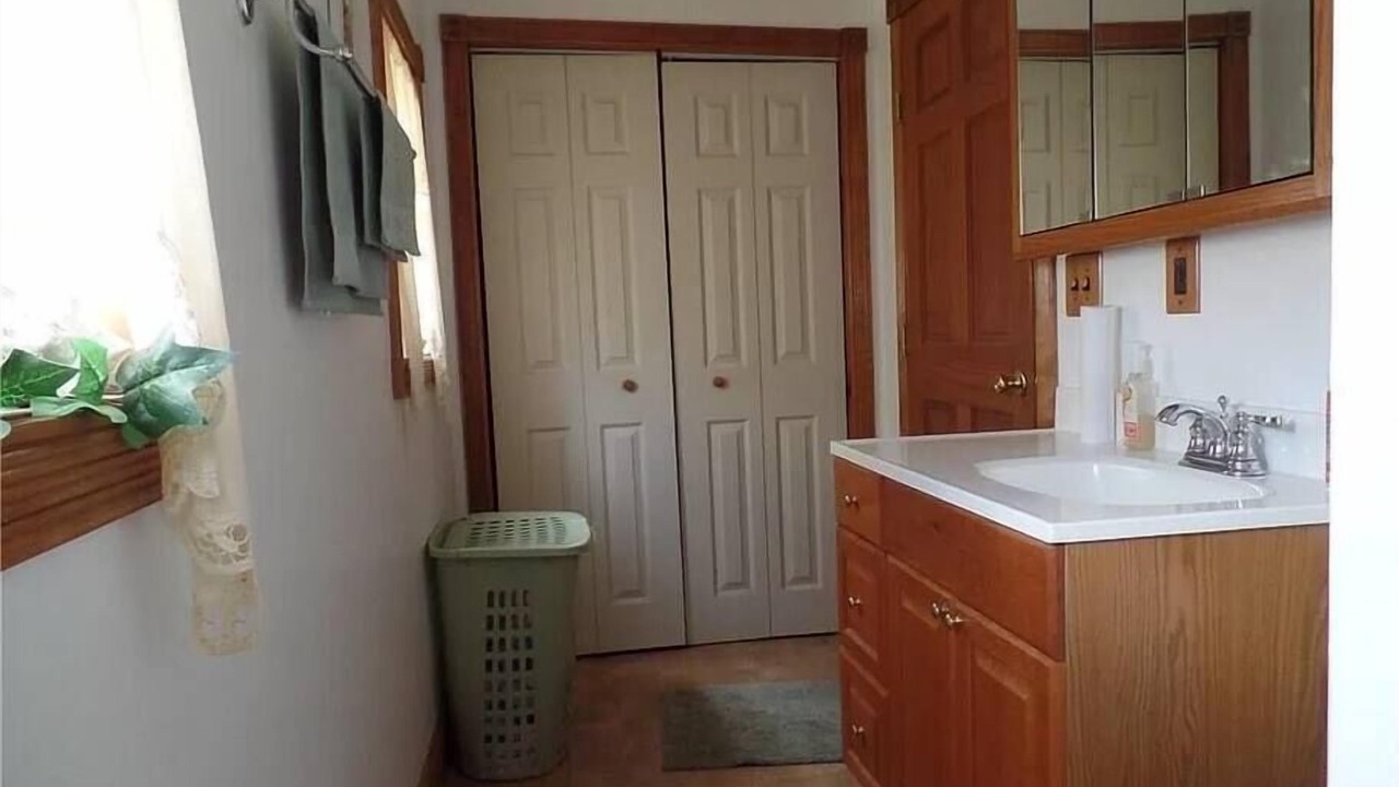 Photo of Bathroom in Town of Macomb