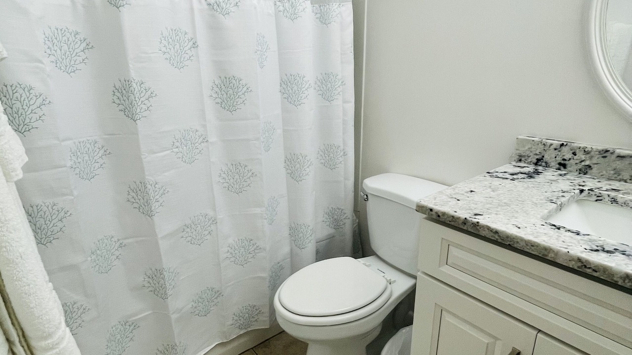 Photo of Bathroom in Fernandina Beach