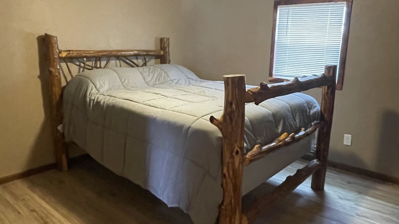 Photo of Bedroom in Stephens County