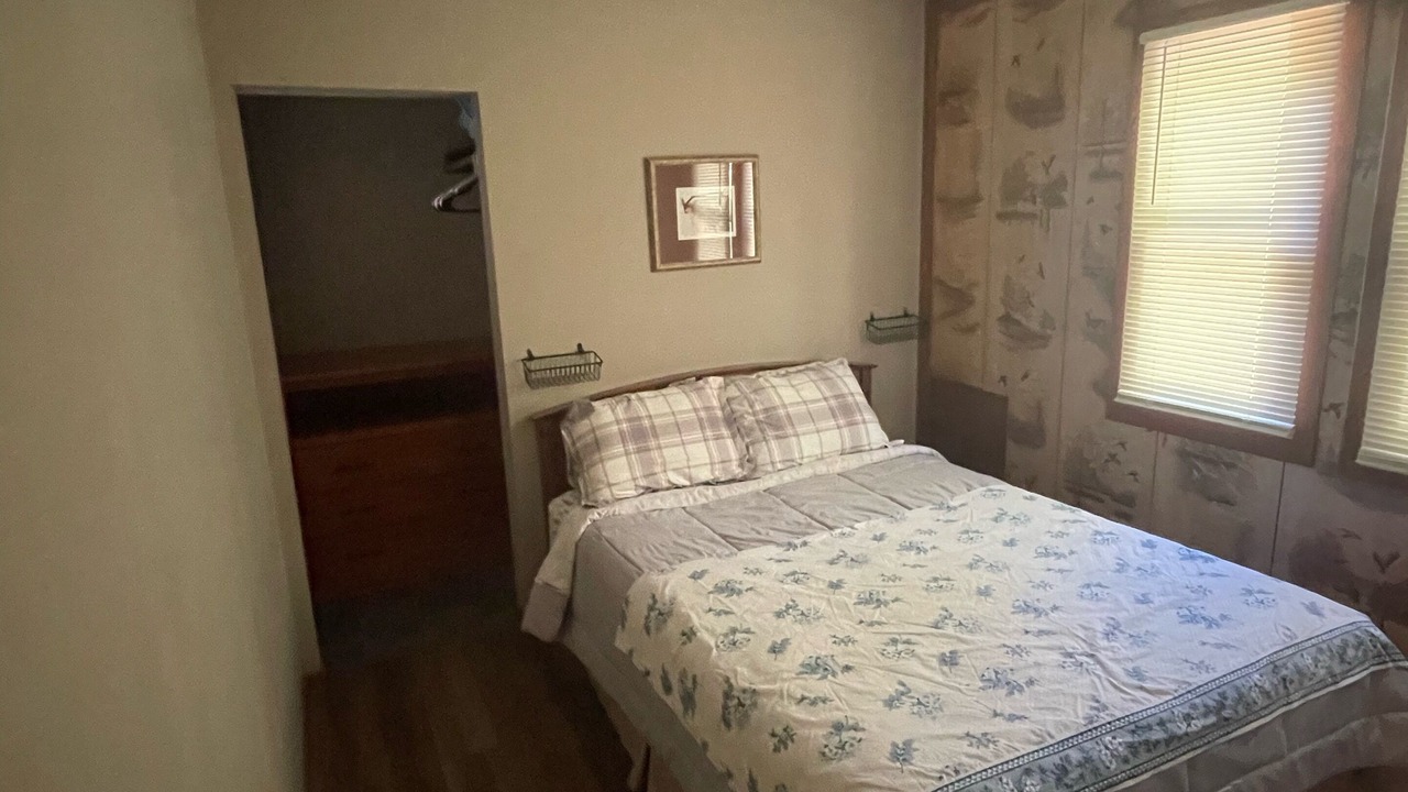 Photo of Bedroom in Bon Homme County