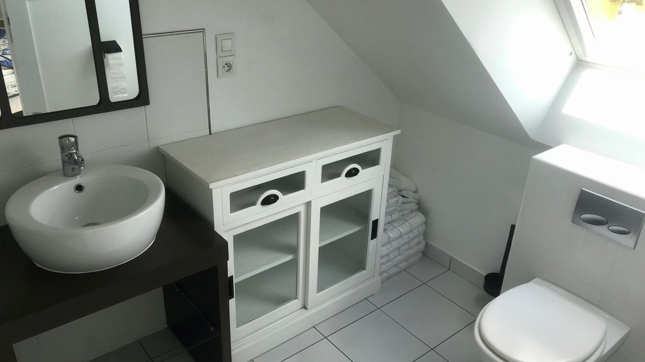 Photo of Bathroom in Saint-Gildas-de-Rhuys