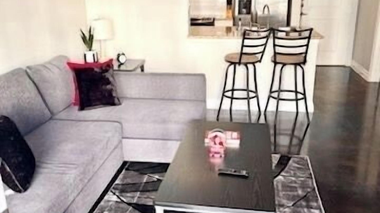 Photo of Livingroom in Central Business District