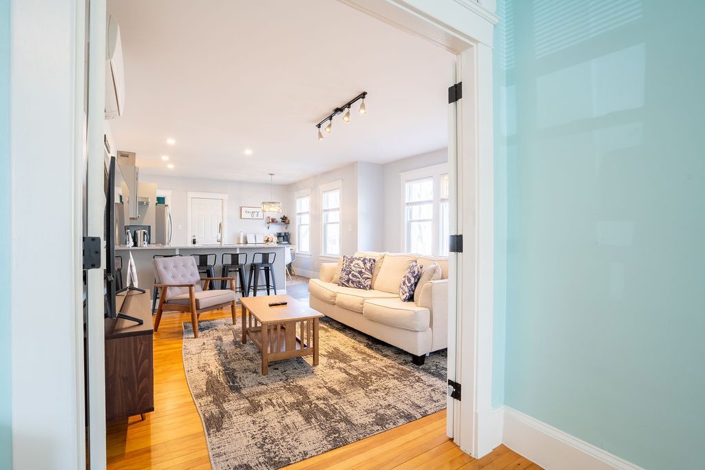 Photo of Livingroom in Oakdale