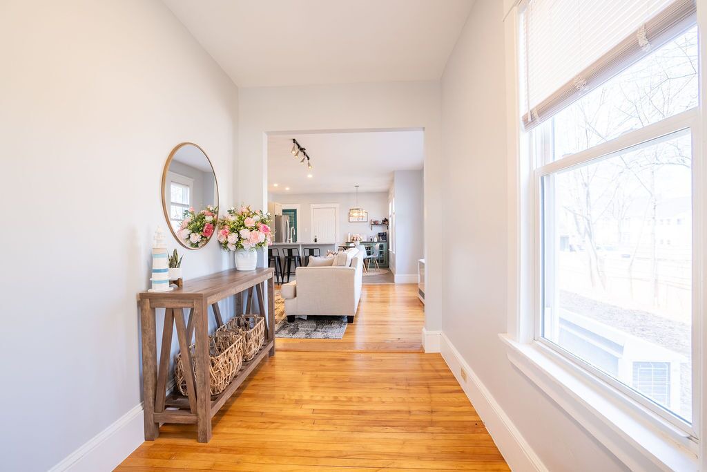 Photo of Livingroom in Oakdale