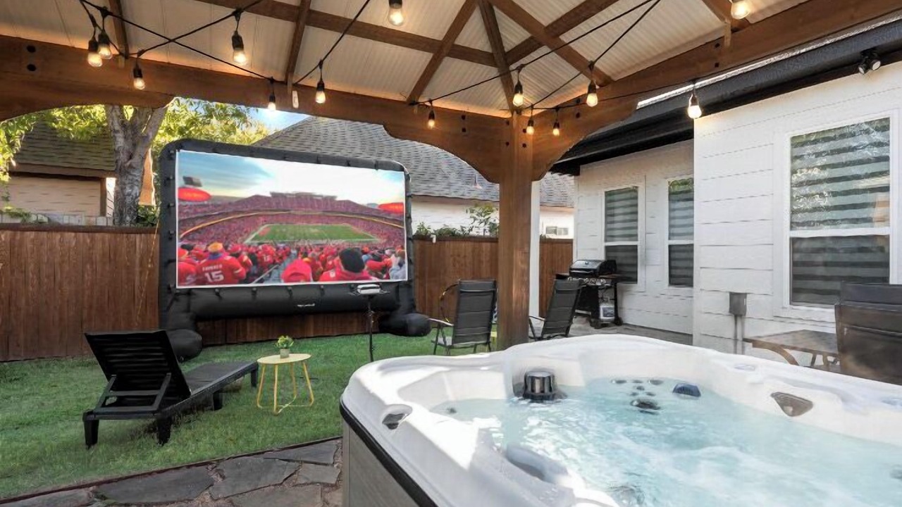 Photo of Outdoor in West Dallas