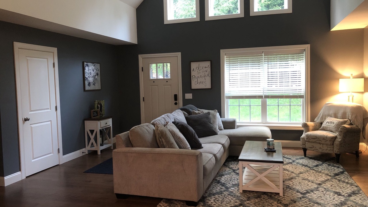 Photo of Livingroom in Greenfield Center