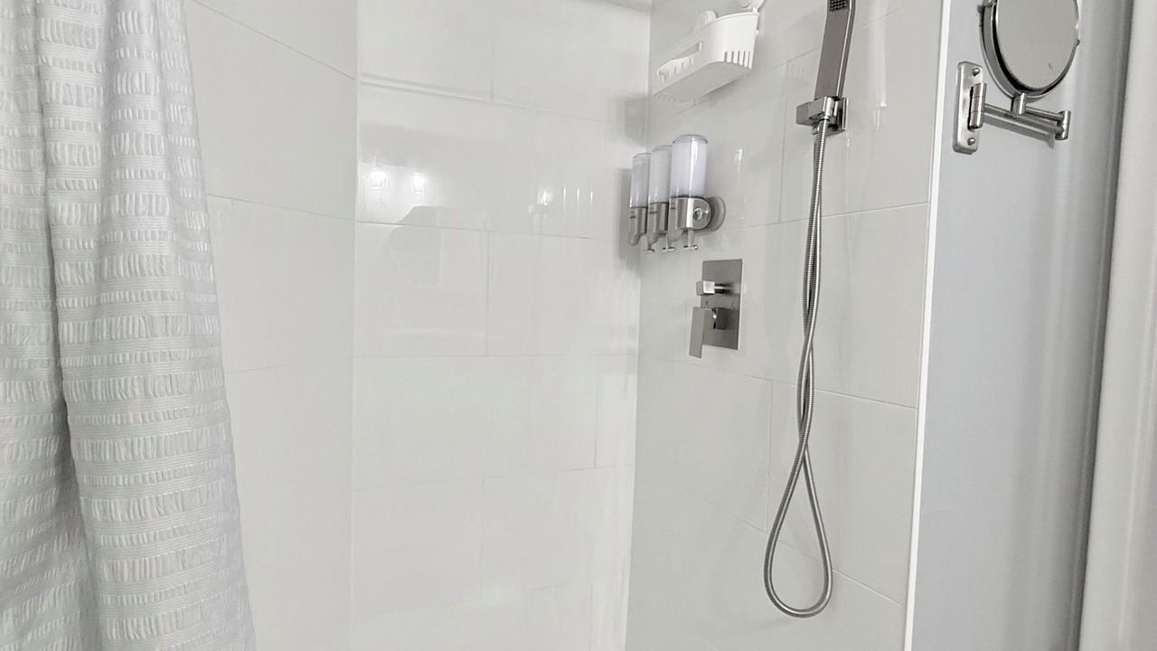 Photo of Bathroom in Ventura