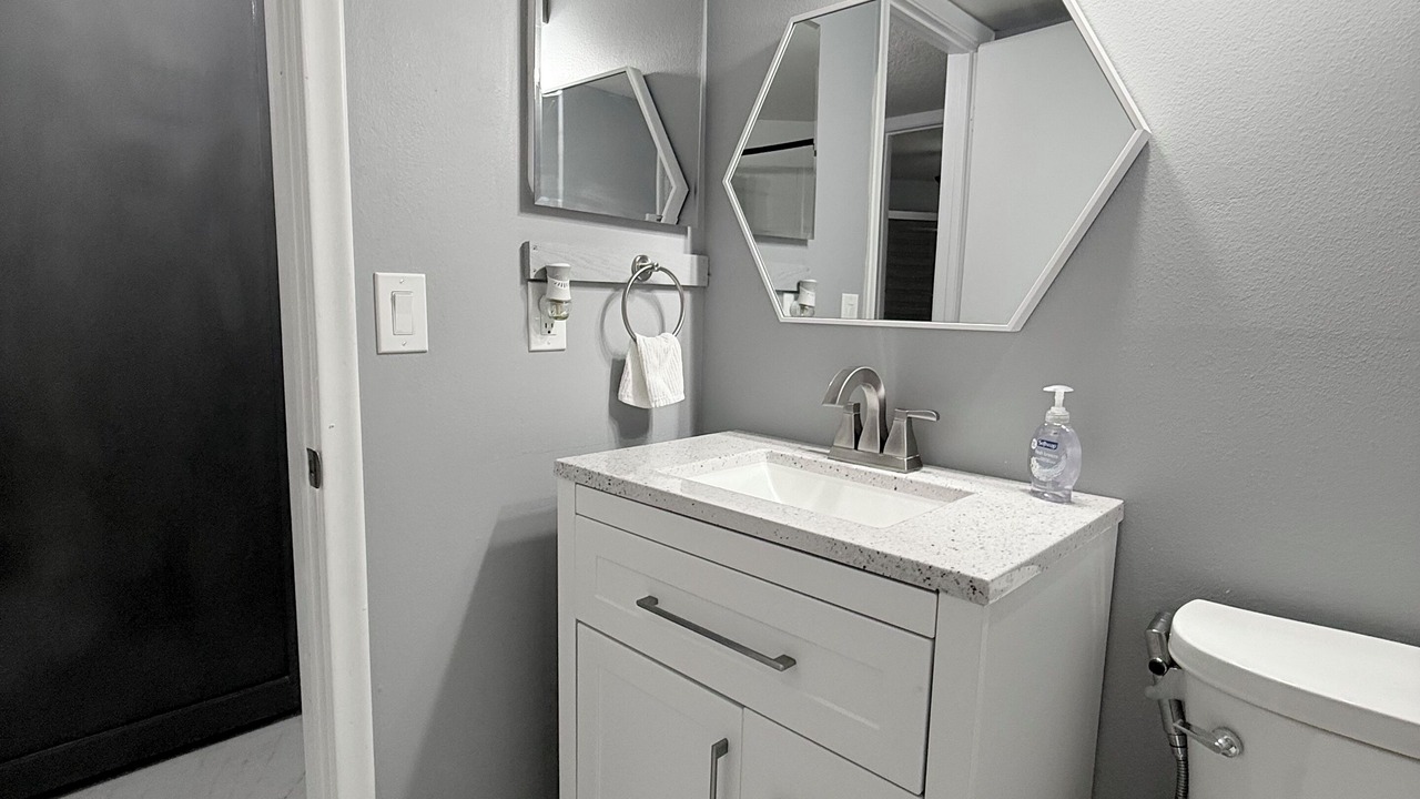 Photo of Bathroom in Ventura