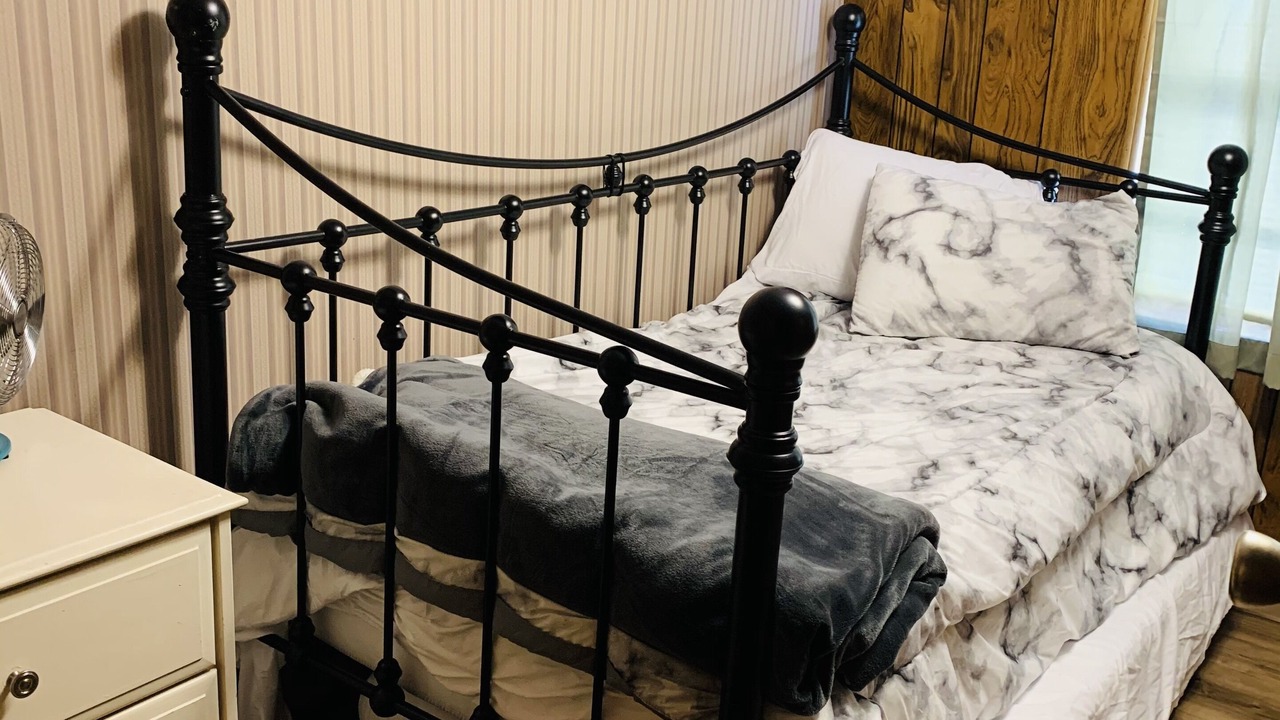 Photo of Bedroom in South Toledo Bend