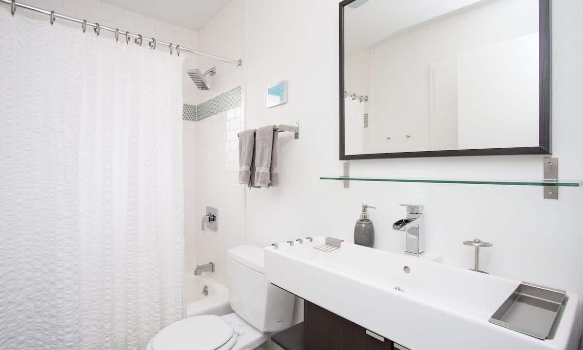 Photo of Bathroom in South River City