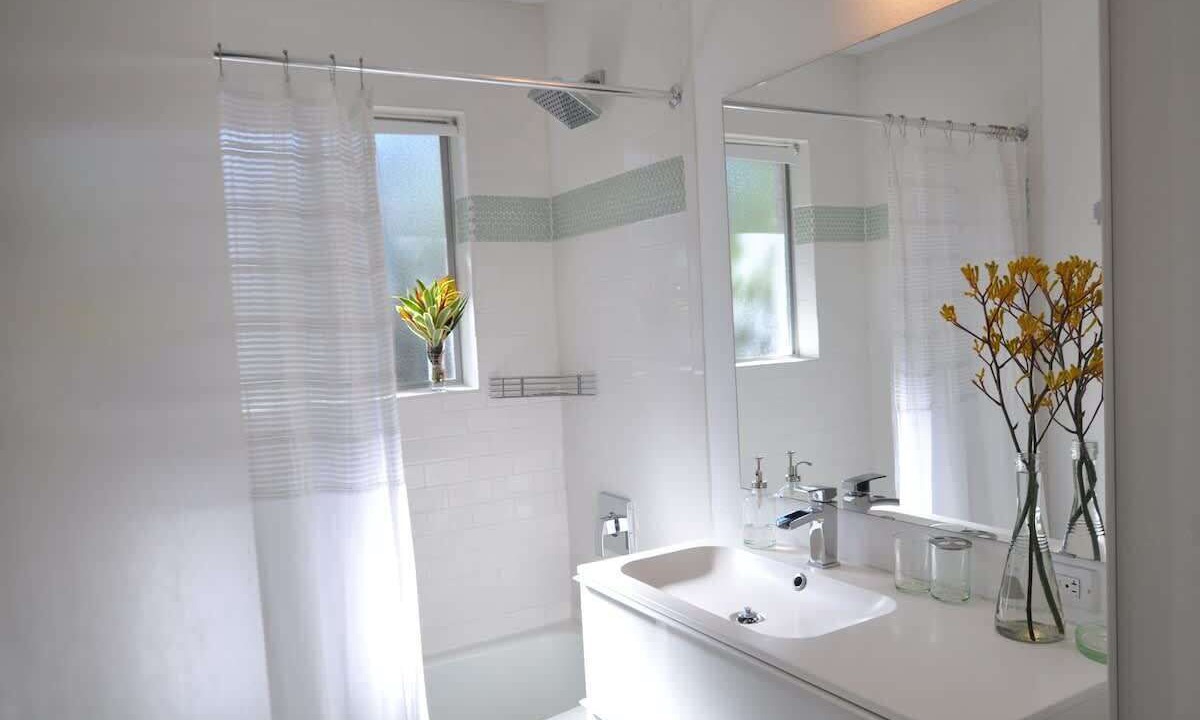 Photo of Bathroom in South River City