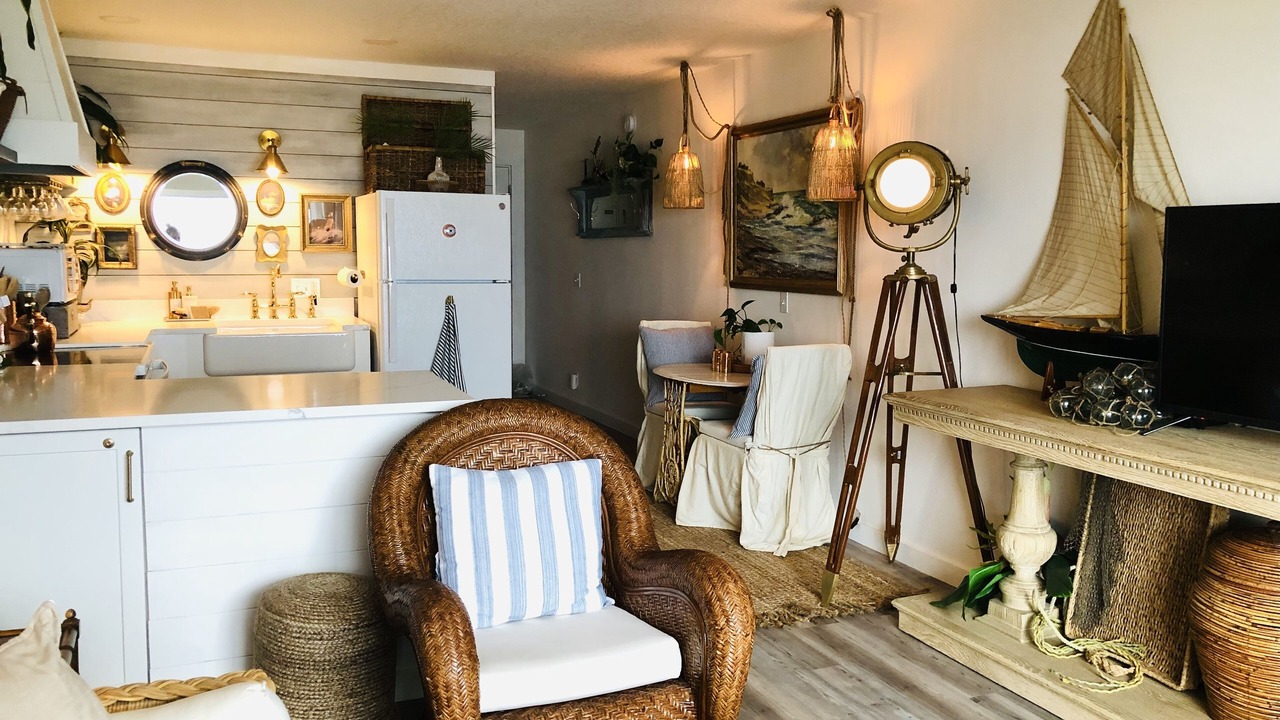 Photo of Livingroom in Lincoln City