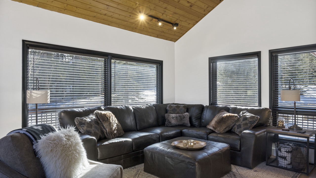 Photo of Livingroom in Blue River