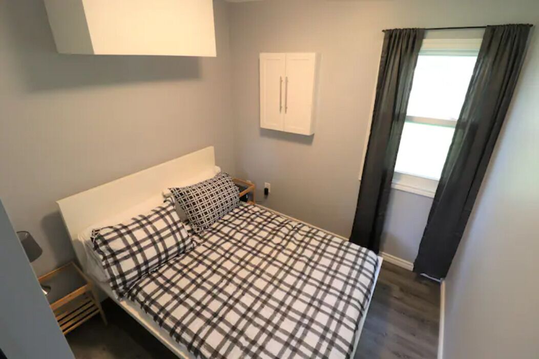 Photo of Bedroom in Crystal Beach