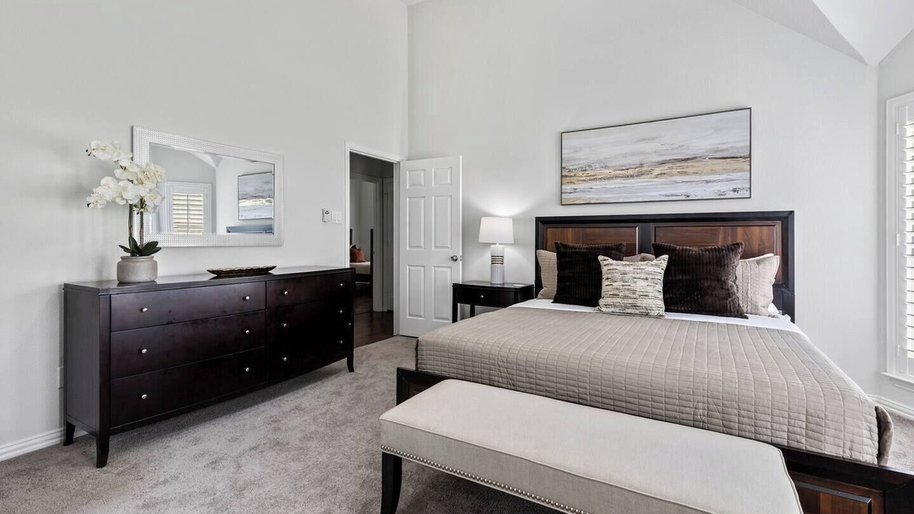 Photo of Bedroom in Valley Ranch