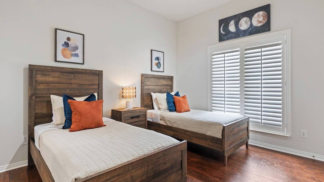 Photo of Bedroom in Valley Ranch