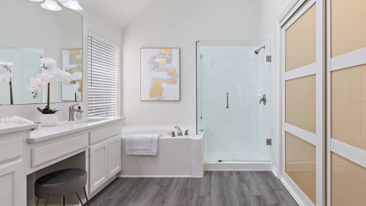 Photo of Bathroom in Valley Ranch
