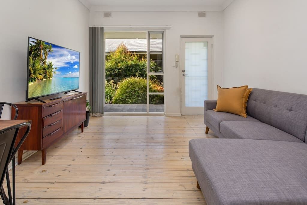 Photo of Livingroom in Glenelg South