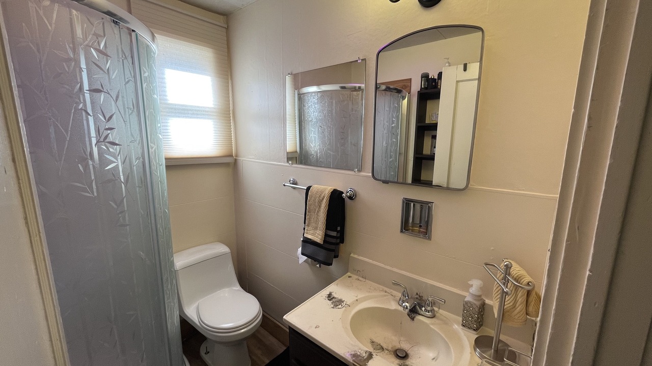 Photo of Bathroom in Fairview