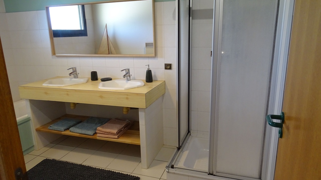 Photo of Bathroom in Santec