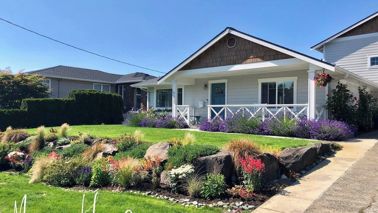 Photo of Others in The Bowl of Edmonds