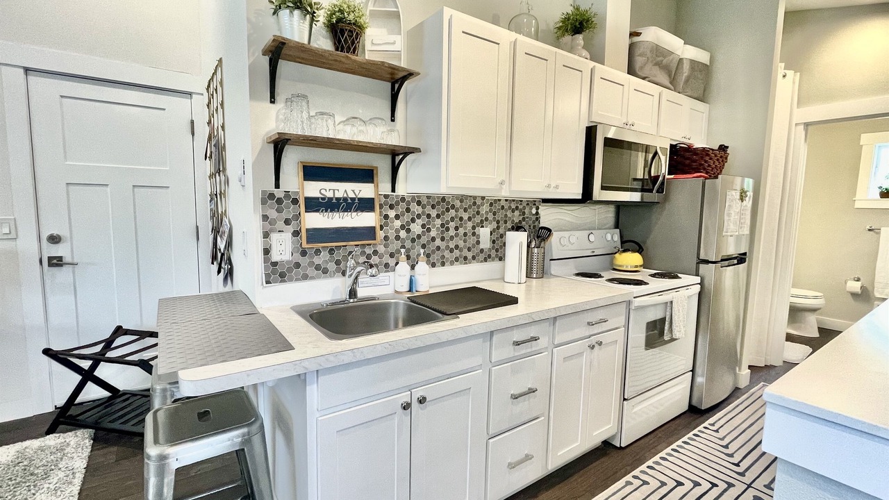 Photo of Kitchen in The Bowl of Edmonds