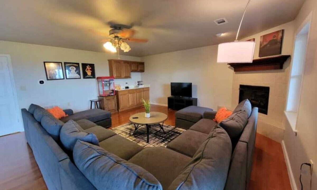 Photo of Livingroom in Hot Springs Village