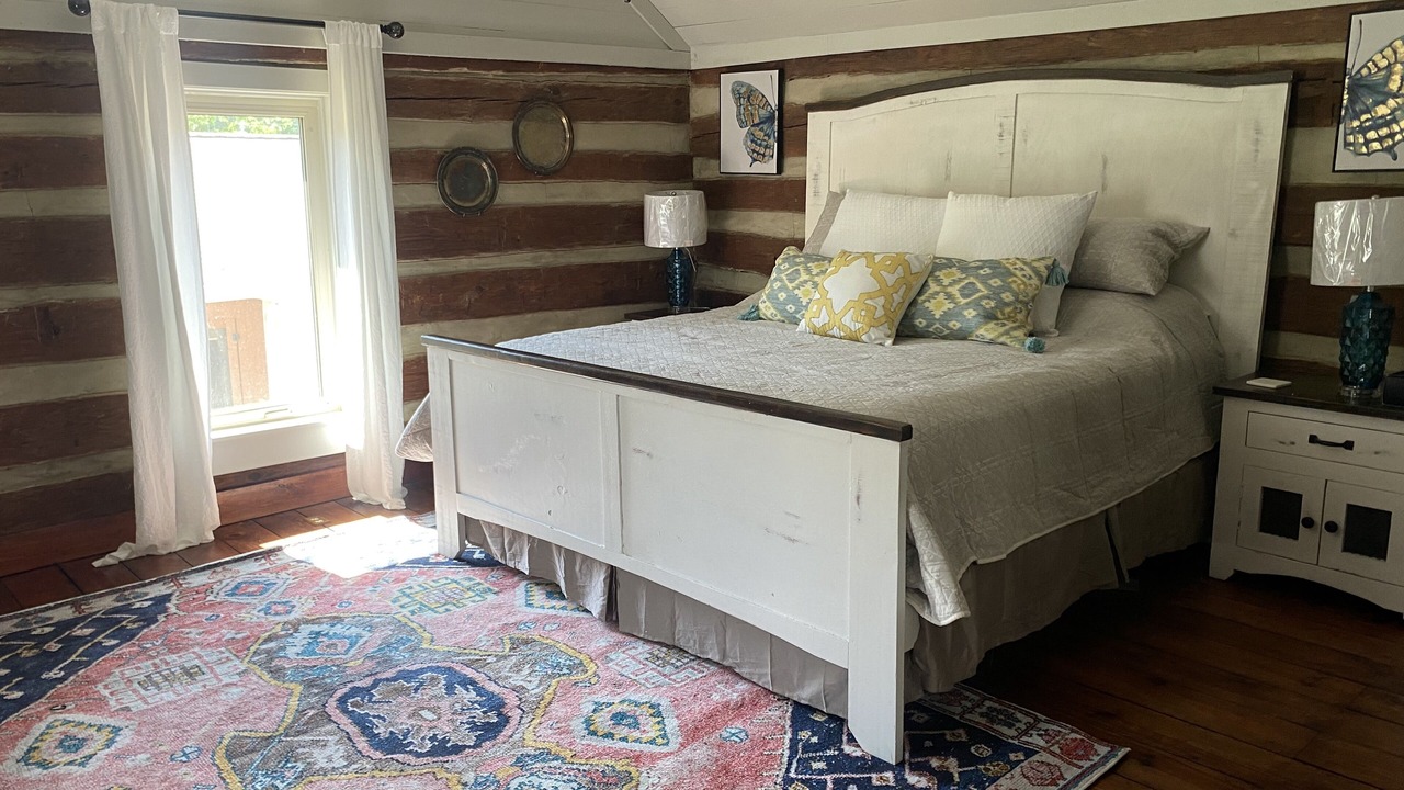 Photo of Bedroom in Mount Vernon