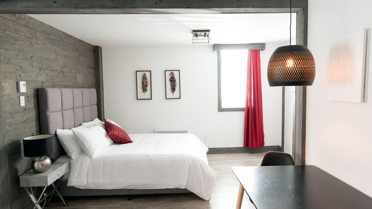 Photo of Bedroom in Rouyn-Noranda