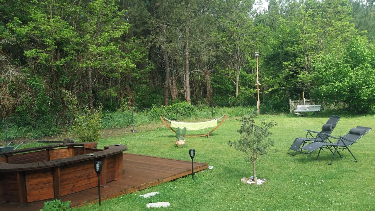 Photo of Outdoor in Bourriot-Bergonce