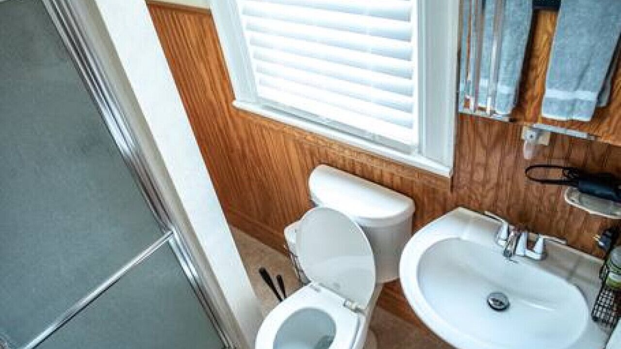 Photo of Bathroom in Luray