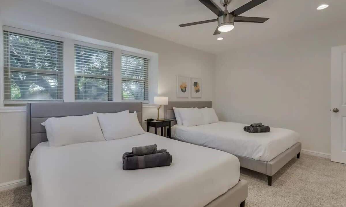 Photo of Bedroom in Grand Prairie