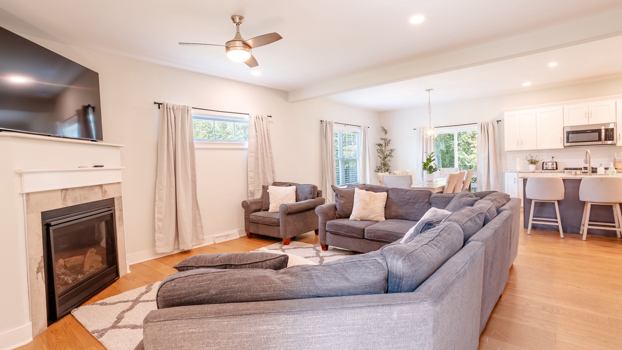 Photo of Bedroom in Saratoga Springs