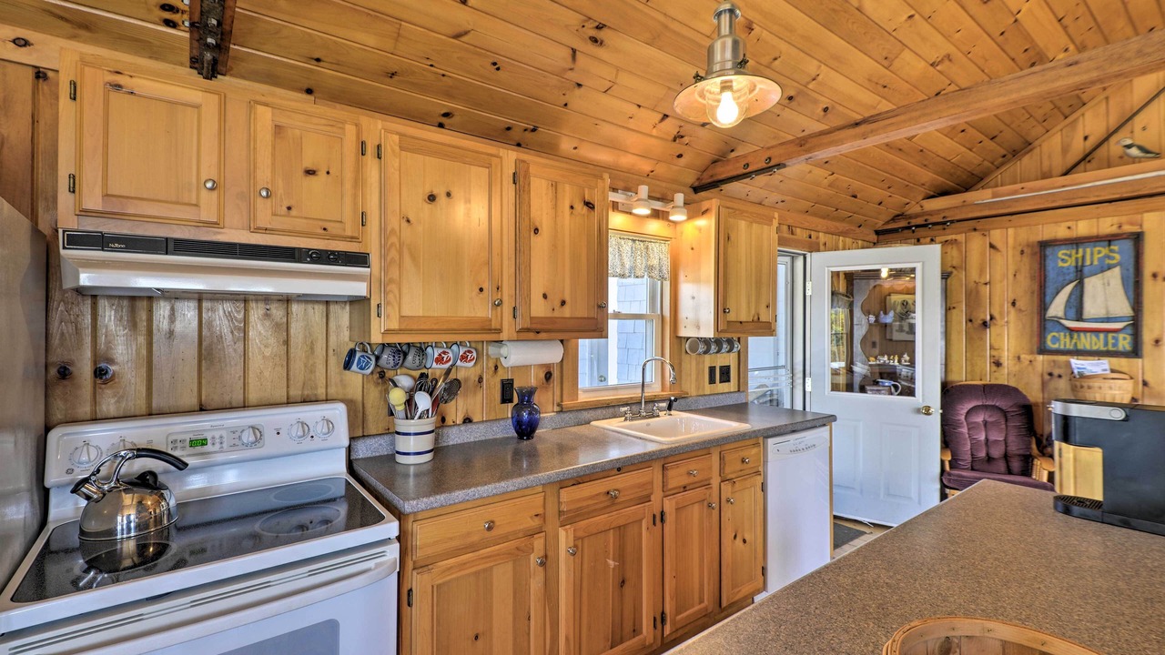 Photo of Others in Cutler