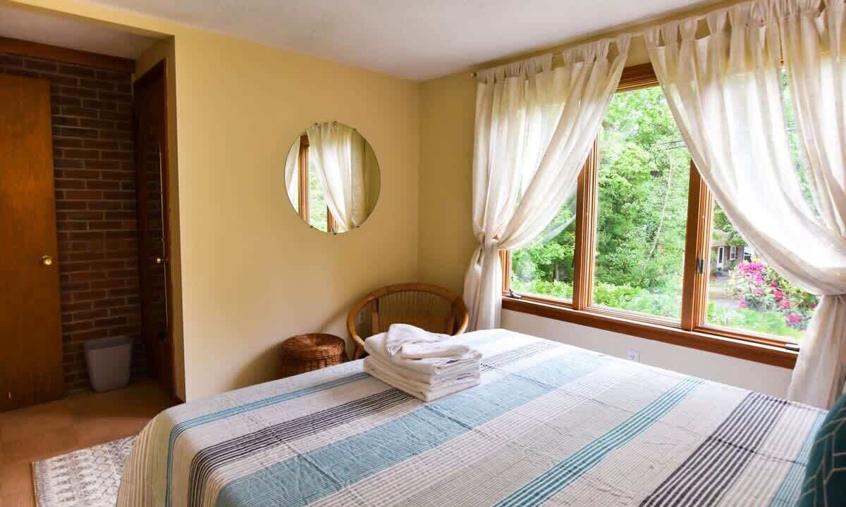 Photo of Bedroom in Marstons Mills