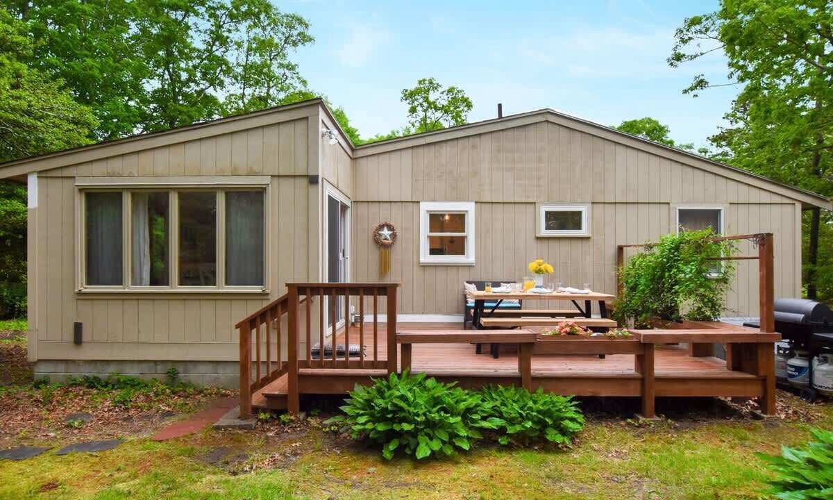 Photo of Outdoor in Marstons Mills