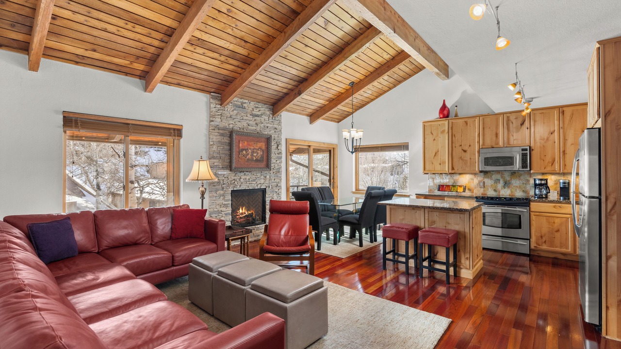 Photo of Livingroom in Snowmass Village