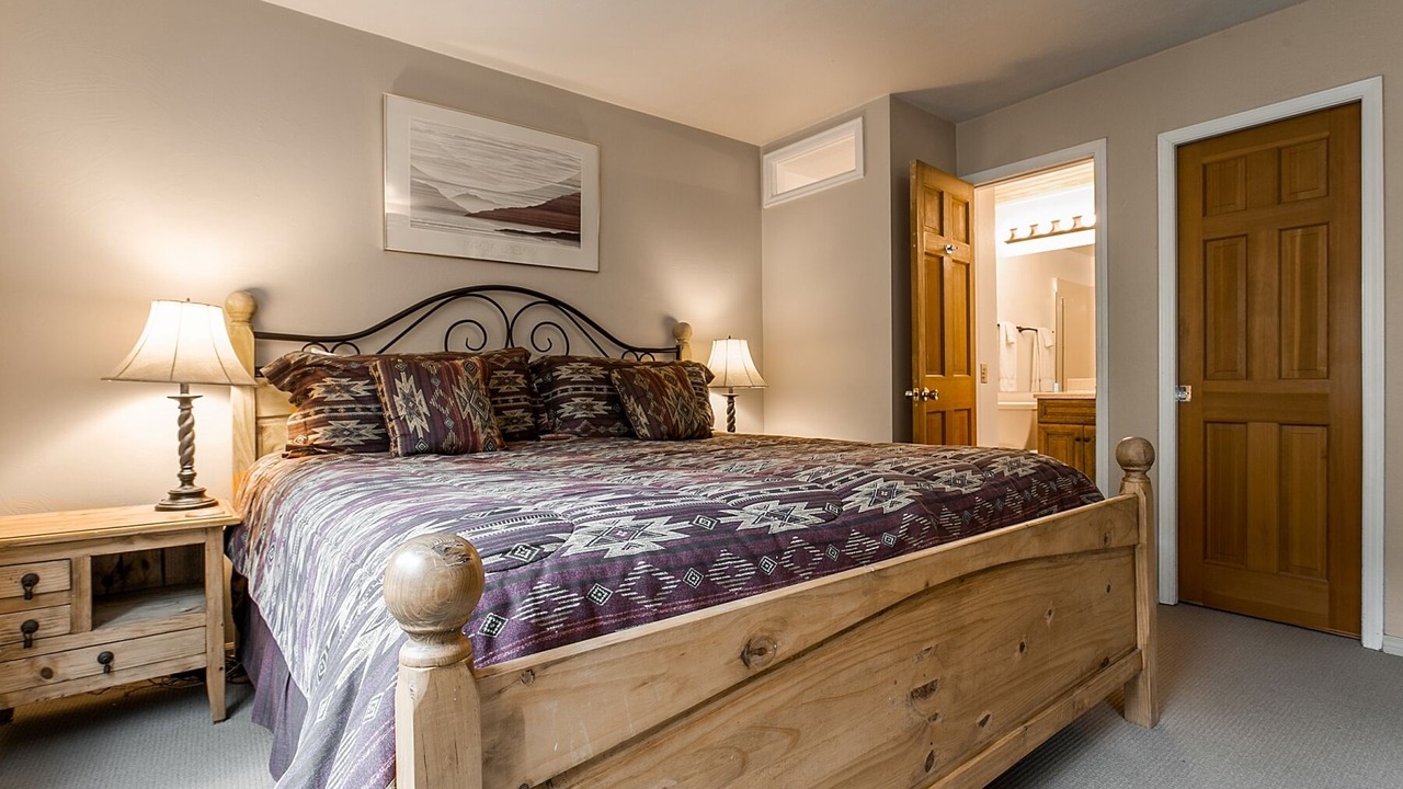 Photo of Bedroom in Snowmass Village