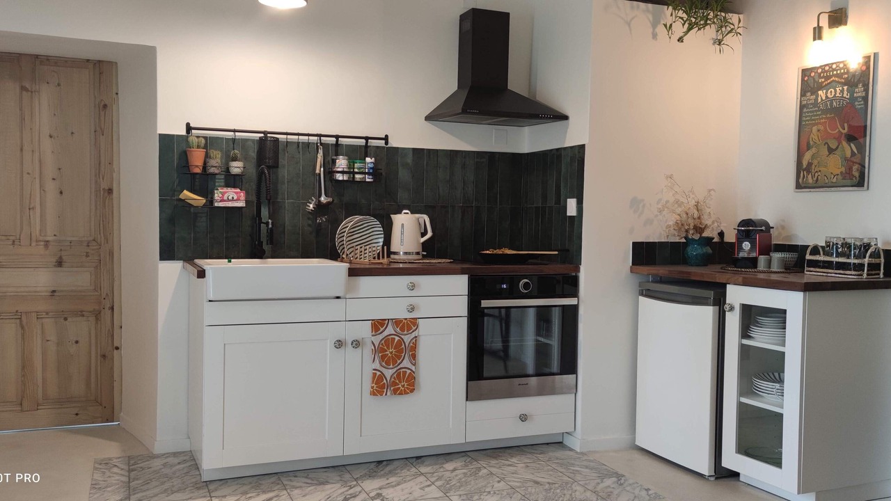 Photo of Kitchen in Chateauneuf-de-Gadagne