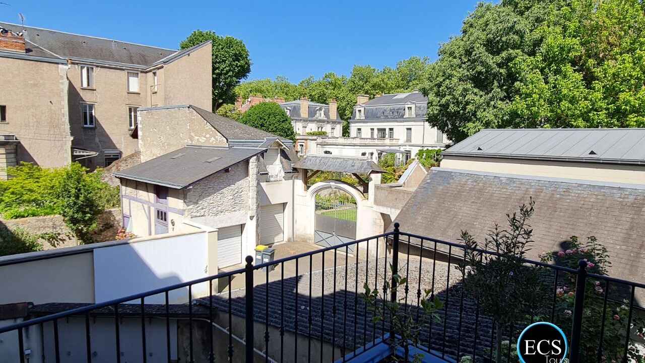 Photo of Outdoor in Tours