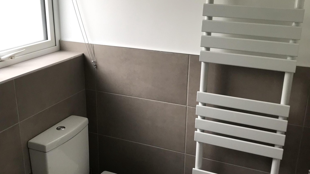 Photo of Bathroom in Millendreath