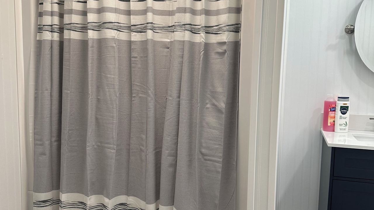 Photo of Bathroom in Warren