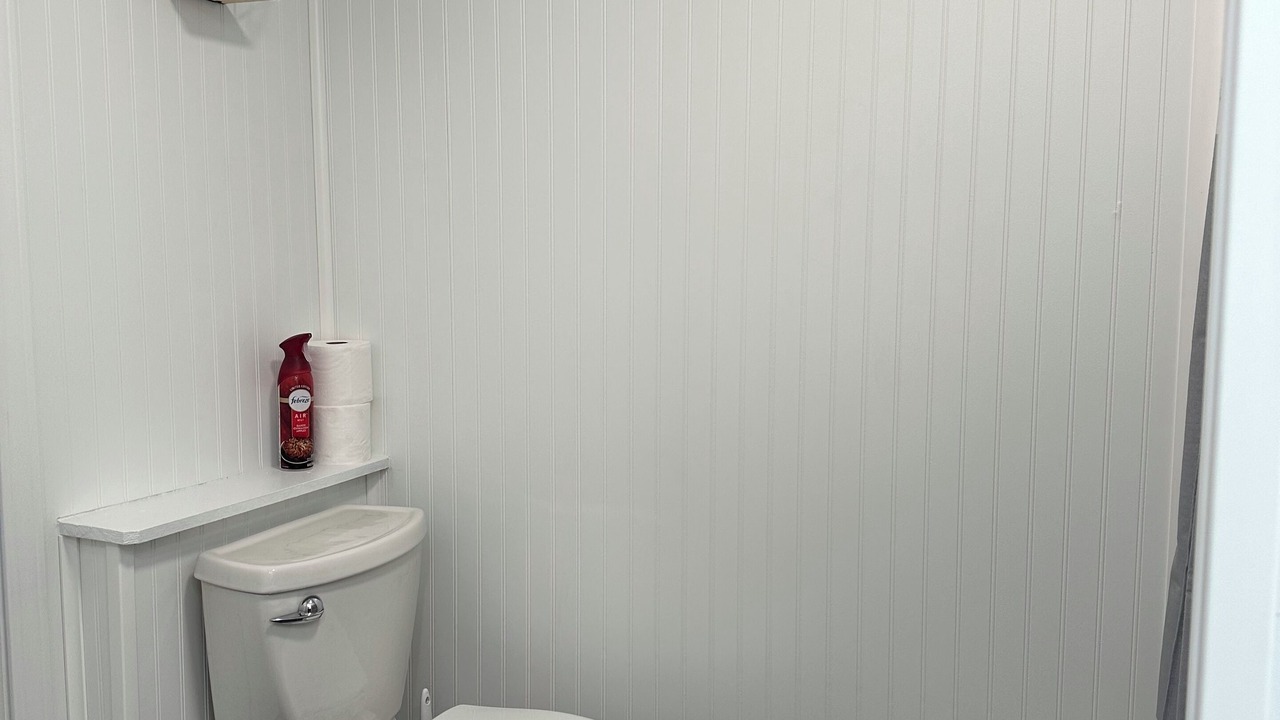 Photo of Bathroom in Warren