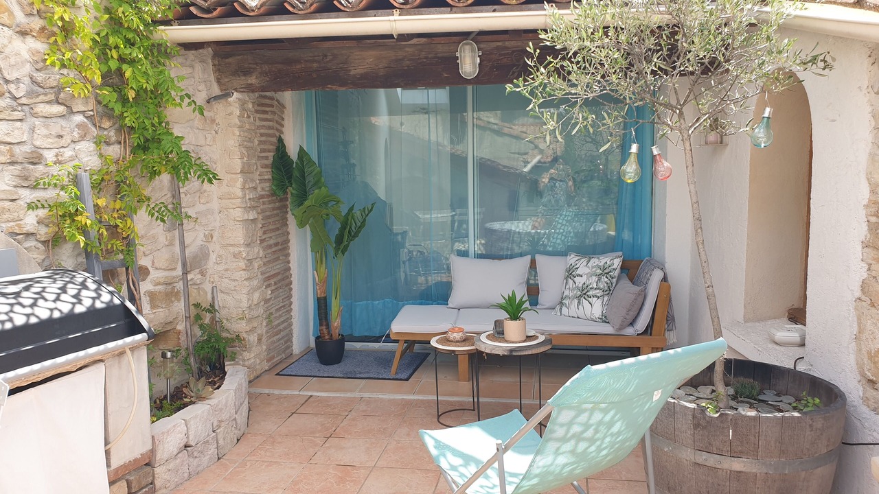 Photo of Patio Balcony in Brignon
