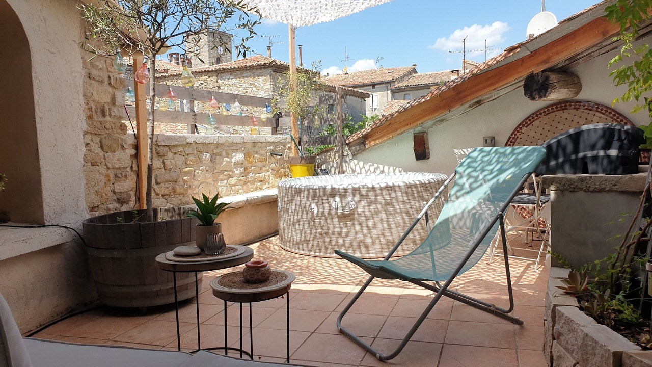 Photo of Patio Balcony in Brignon