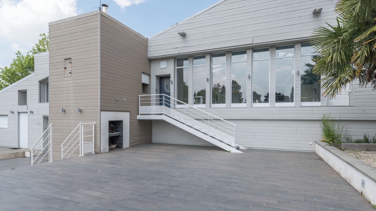 Photo of Outdoor in Saint-Hilaire-de-Chaleons